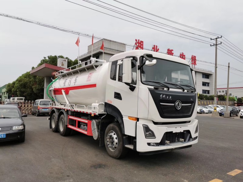 東風(fēng)天龍   16-18方   吸污車